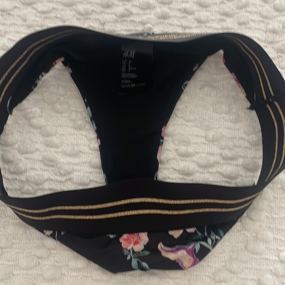 H&M bikini bottom size 8 - Picture 3 of 4